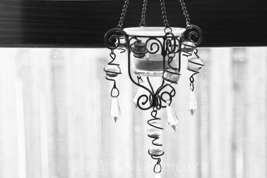 Black and White Hanging Candle